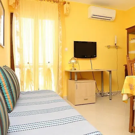 10355b Apartment